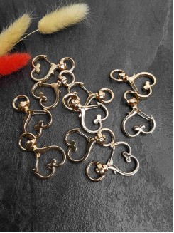 Карабин фигурный "Сердечко" 2,4*3,5см. (светлое золото)